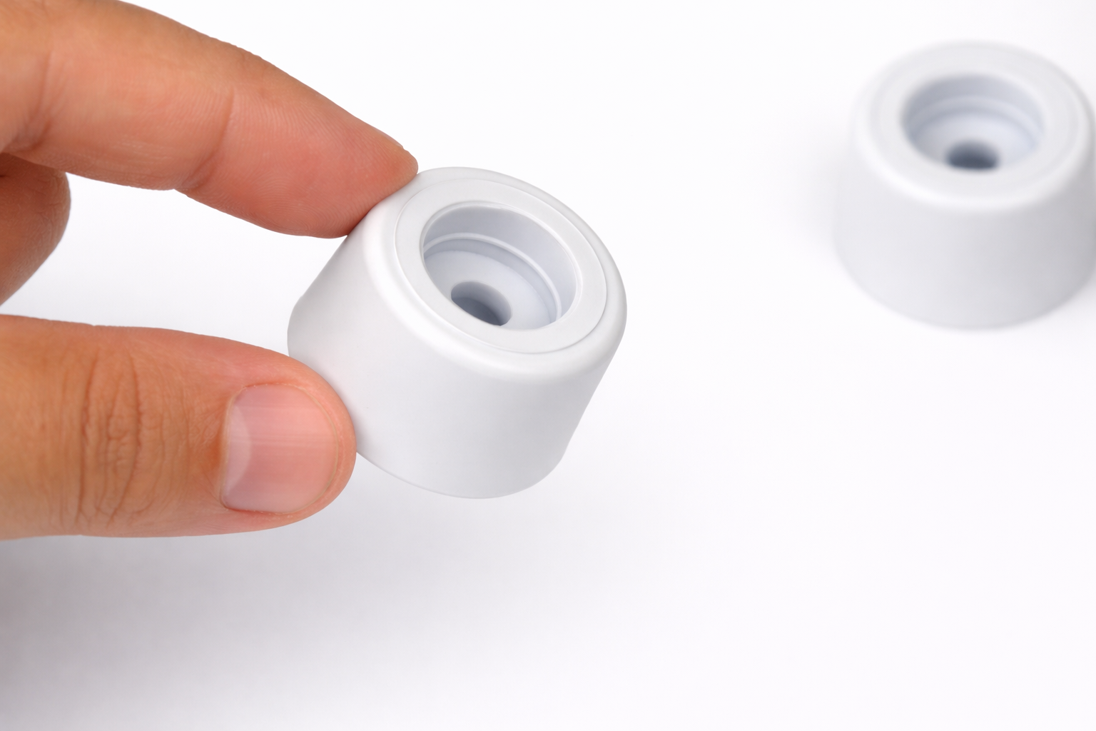 Batedor de Porta – PVC BRANCO, c/ parafusos