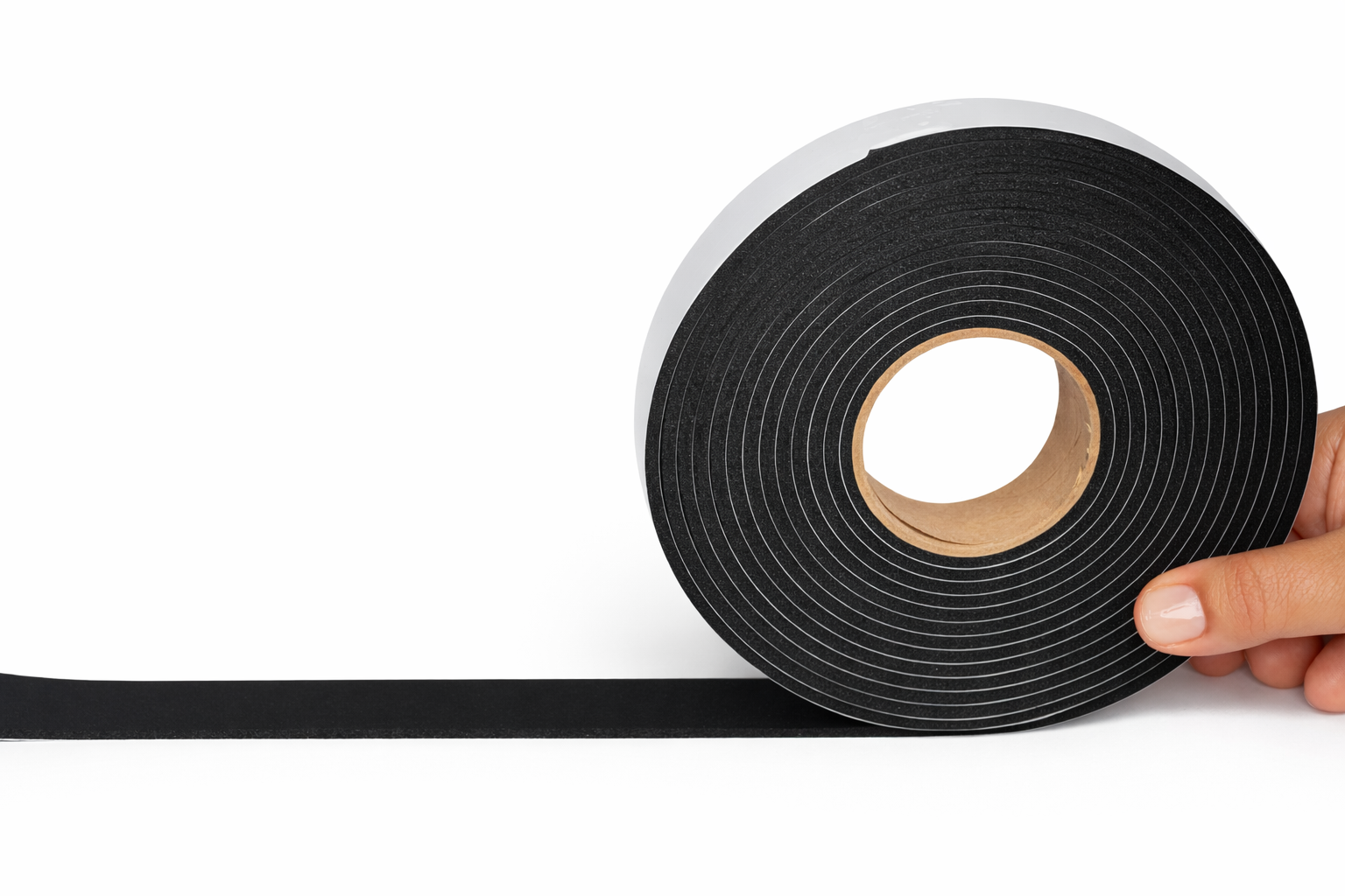 Fita Auto-Adesiva – PVC – Preto – 4mm