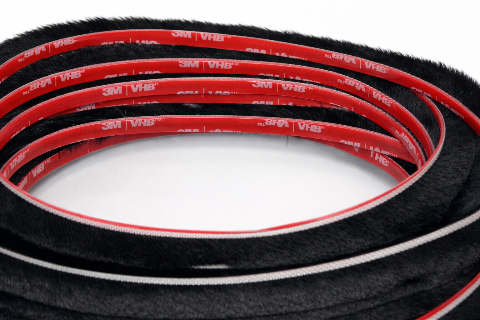 Veda Fresta Auto Adesivo – 7x12mm – Preto