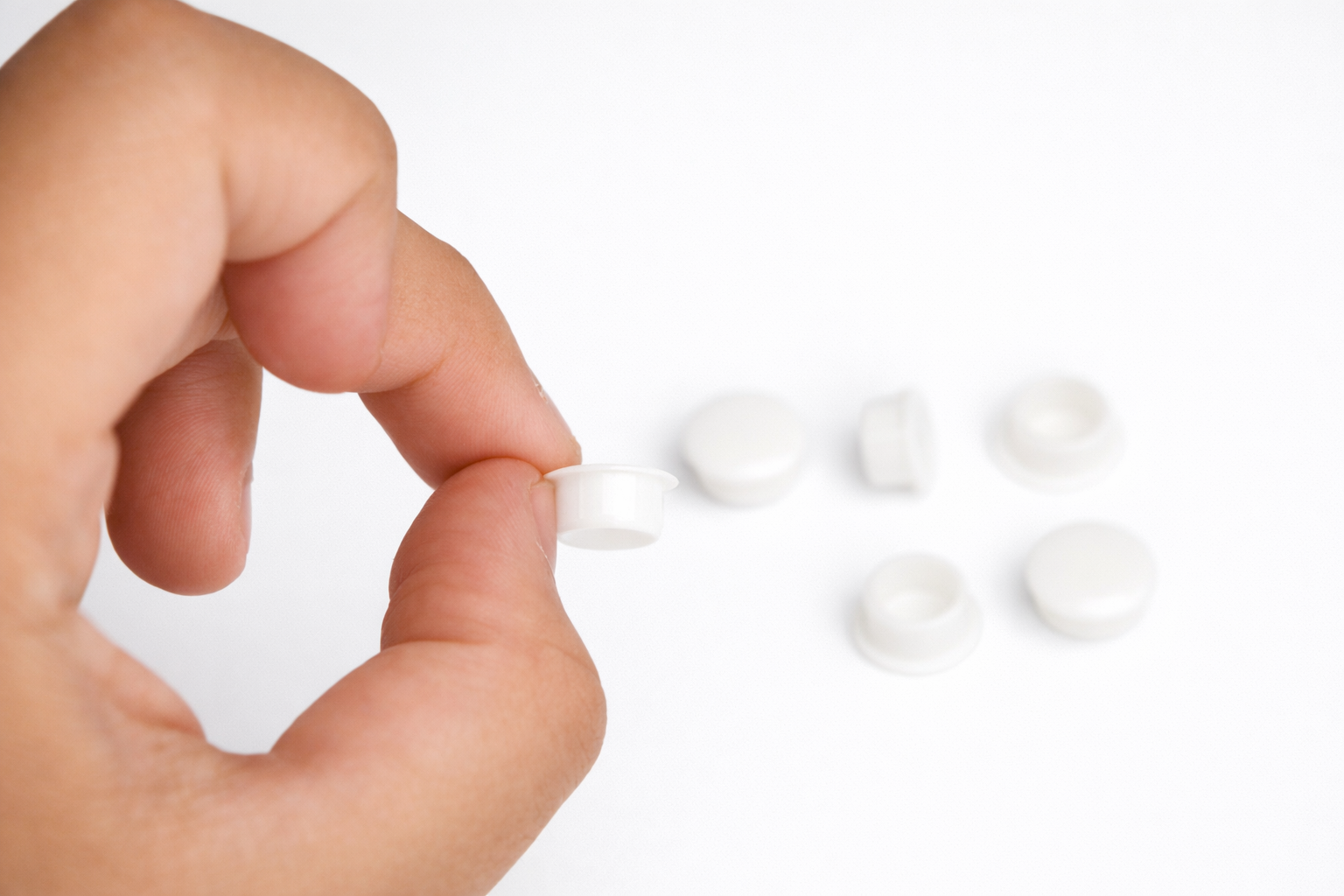 Tapa Furo 10mm Branco – 20 pçs